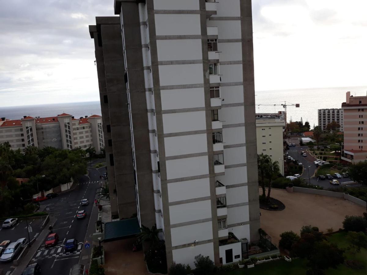 Elegant Apartment With Sea Views By Trip2Portugal Funchal  Exteriör bild