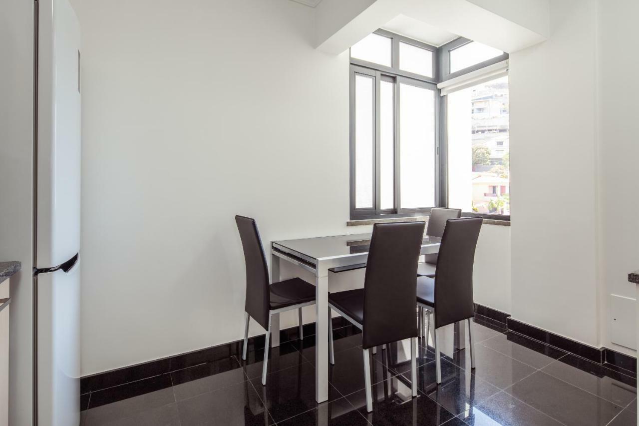 Elegant Apartment With Sea Views By Trip2Portugal Funchal  Exteriör bild