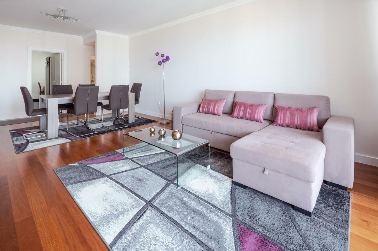 Elegant Apartment With Sea Views By Trip2Portugal Funchal  Exteriör bild