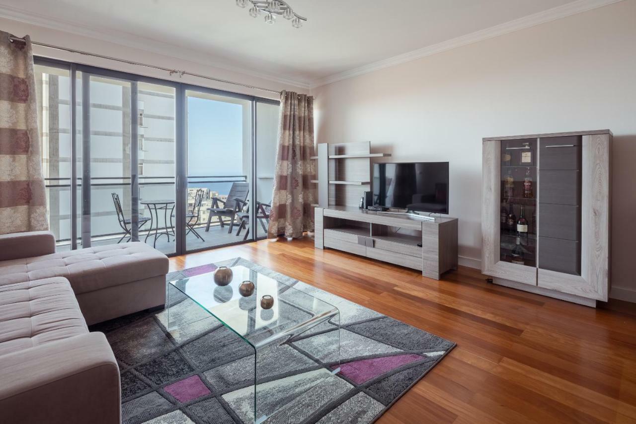 Elegant Apartment With Sea Views By Trip2Portugal Funchal  Exteriör bild